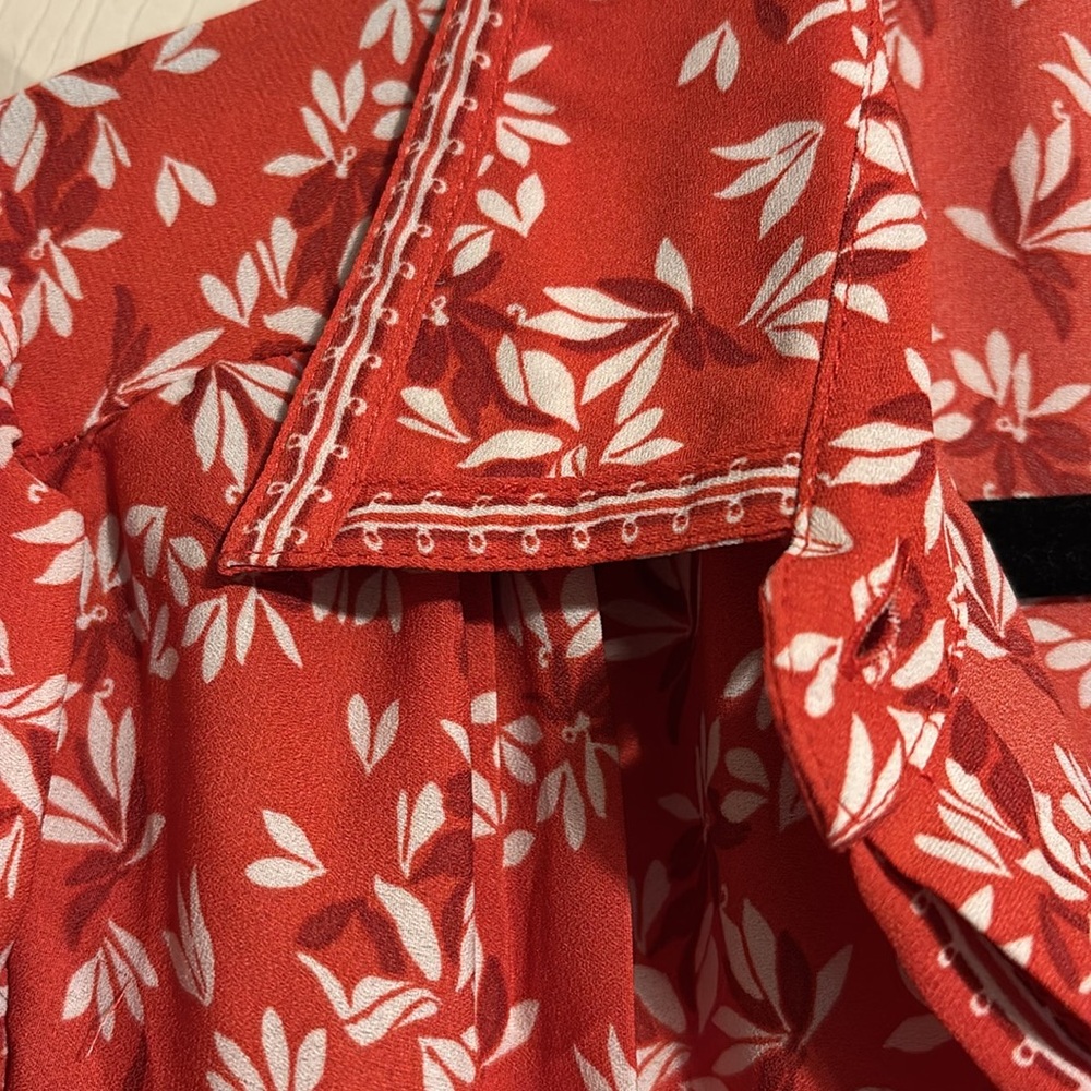 Max Studio Coral-Red Floral Button-Front Maxi Dress - Picture 4 of 5
